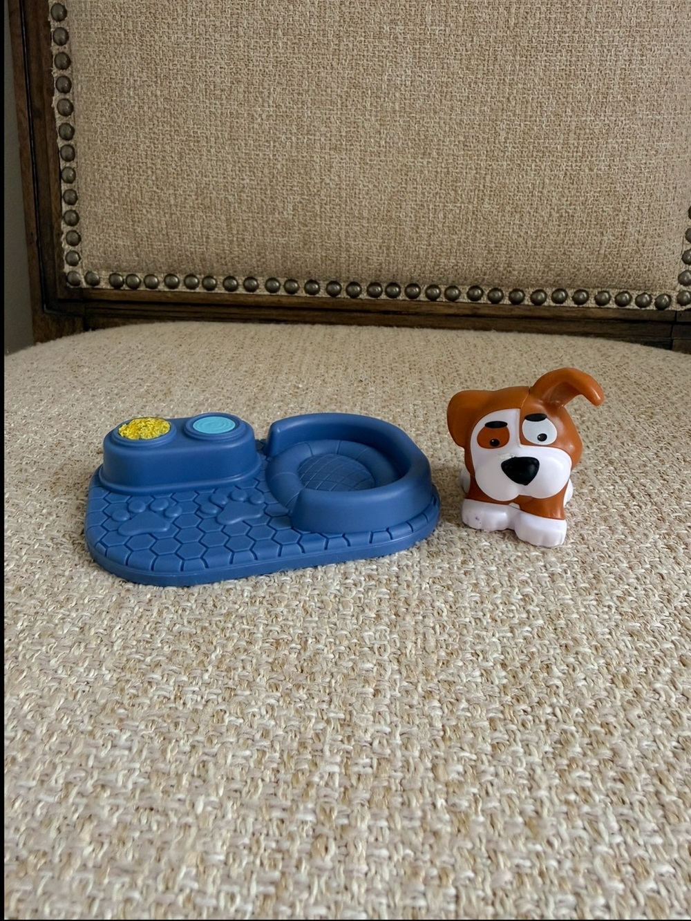 Fisher Price Littke People Dog Figure and blue pet bed with food & water bowls